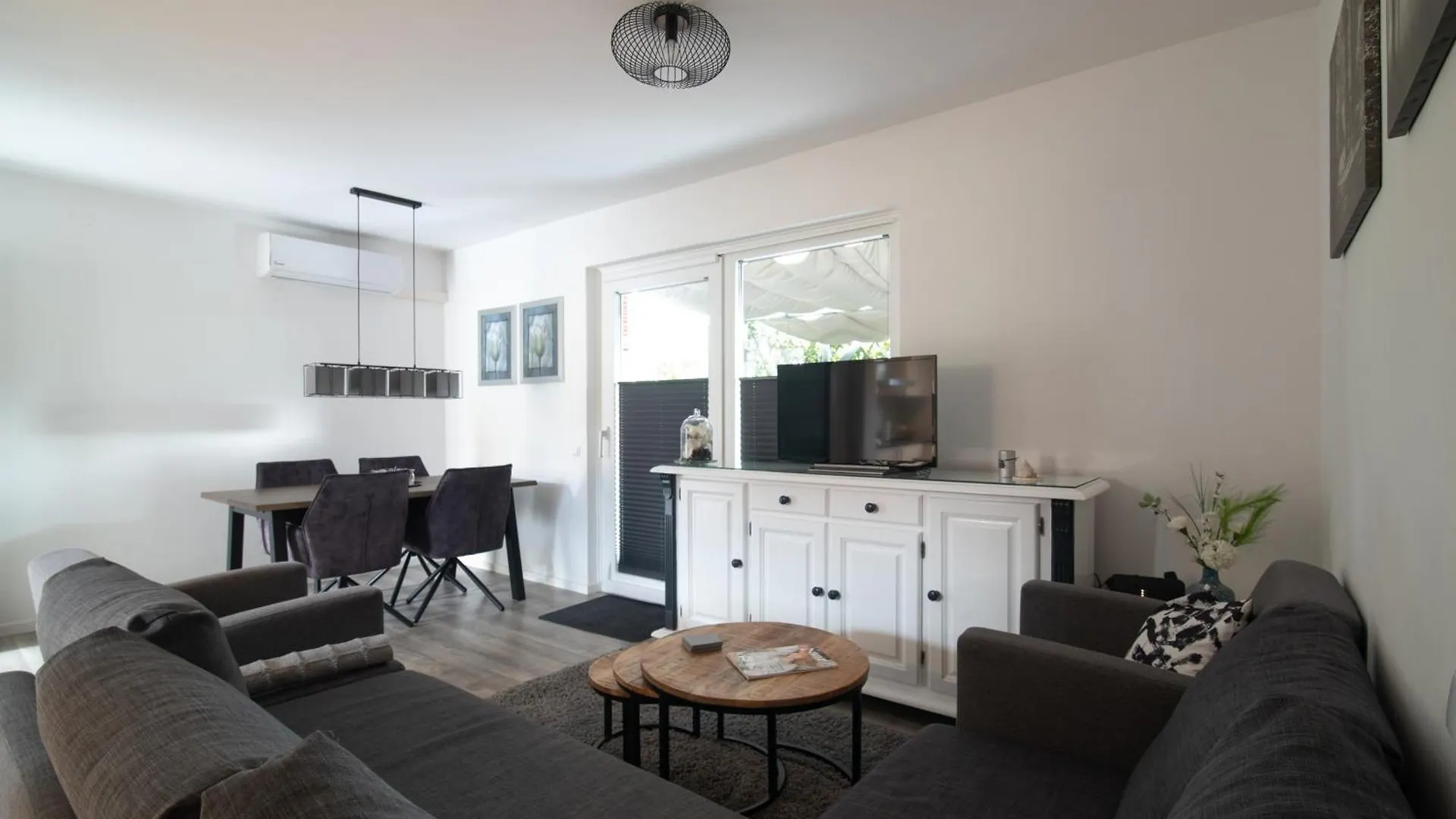Rosie Apartment Valbandon Croatia
